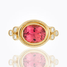 Load image into Gallery viewer, 18K Classic Horizontal Oval Ring